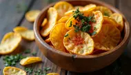Resep Potato Chips Pedas Nori yang Renyah dan Gurih