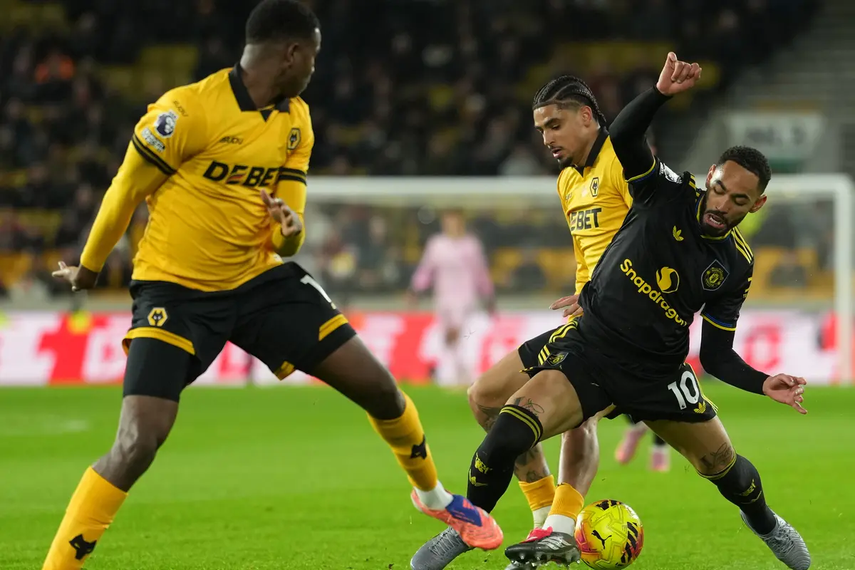 Wolves vs Man United