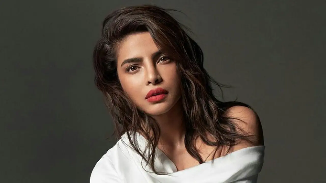 Sering Insecure dengan Bentuk Tubuh, Ini Cara Priyanka Chopra Jaga Kesehatan Mentalnya