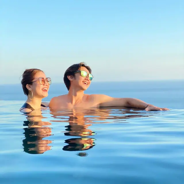 6 Potret Manis Caesar Hito dan Felicya di Bali, Ungkap Seharusnya Sudah Resmi Menikah