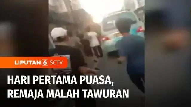 Di tengah khidmatnya hari pertama puasa, dua kelompok remaja justru memicu keributan. Mereka terlibat tawuran, di kawasan Johar Baru, Jakarta Pusat.