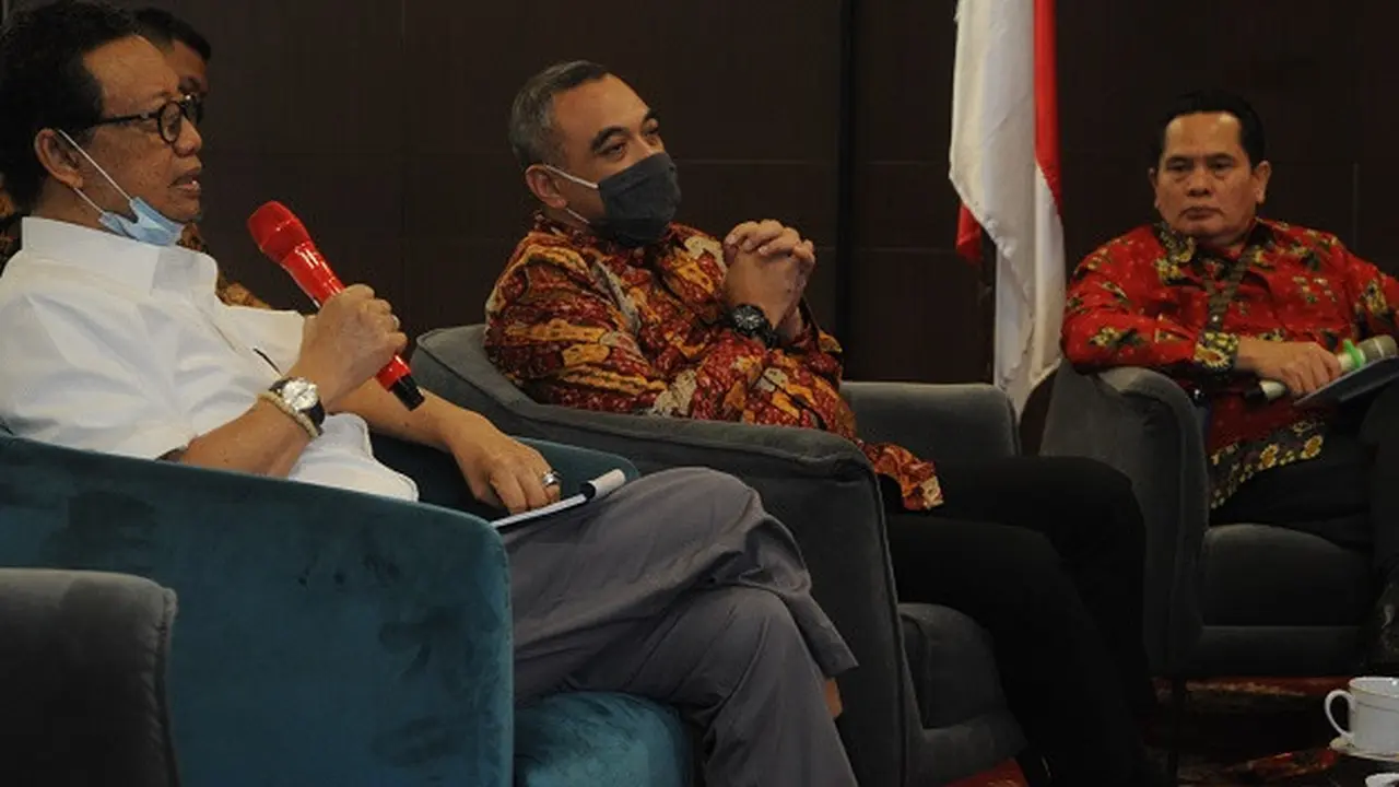 rysa rasyid