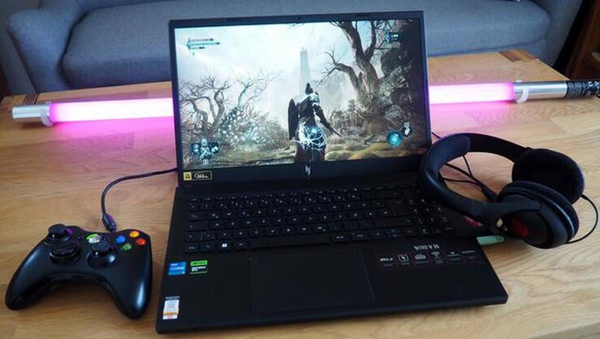 Acer Nitro V15 ANV15-51 (sumber: notebookcheck.net)