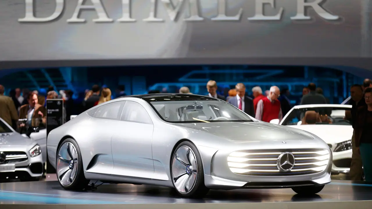 20160406-Mobil Super Aerodinamis Mercedes - Benz Concept IAA saat Pamer di Jerman