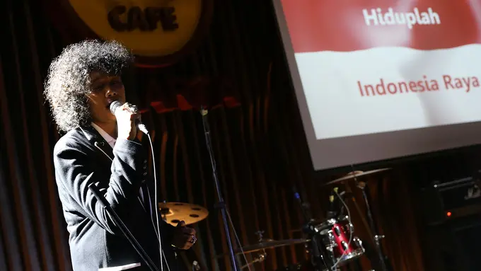 [Bintang] Paul T-Five