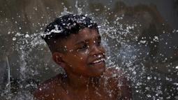 Gelombang panas kembali melanda Rio de Janeiro, Brasil, Rabu, 15 November 2023. (AP Photo/Bruna Prado)