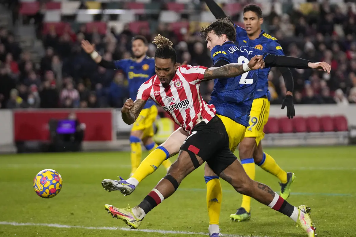 Foto: Bruno Fernandes Gak Maruk, Sumbang Dua Assist saat Manchester United Benamkan Brentford 3-1 di Liga Inggris