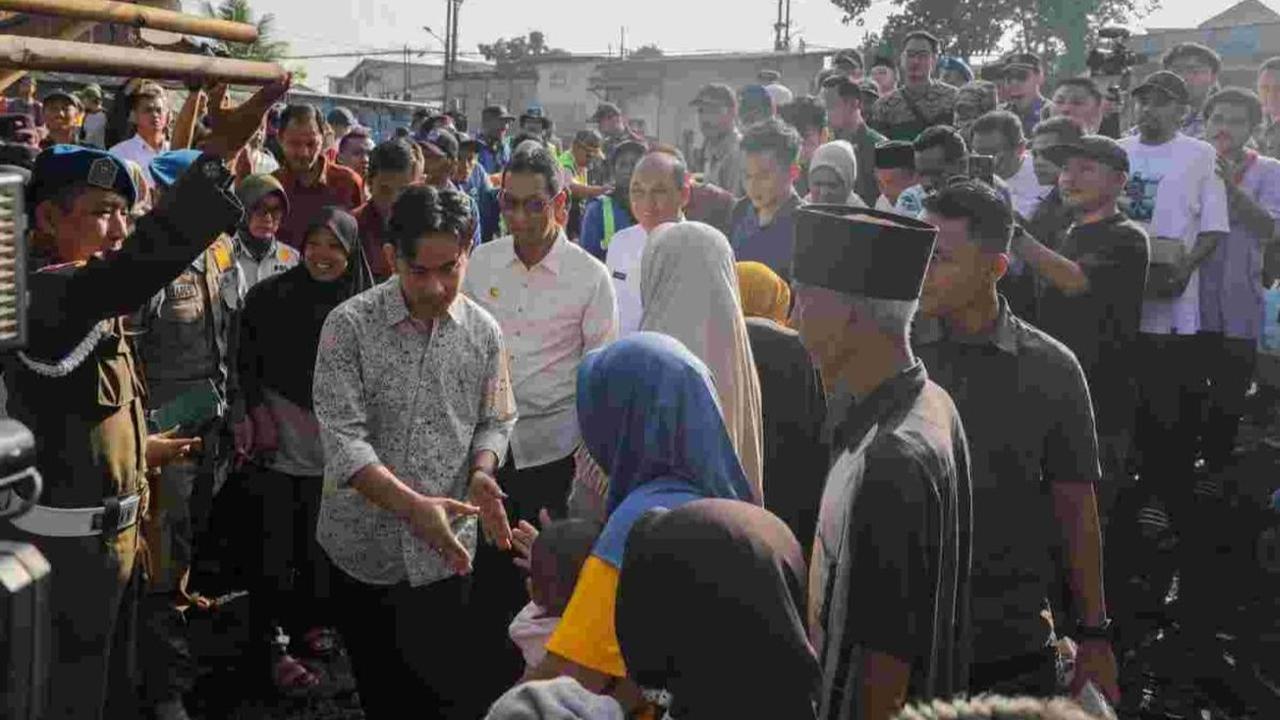 Gibran membenarkan salah satu niat blusukan di pasar Jakarta yakni belanja masalah. <br>