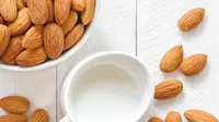 Susu almond tersimpan beragam manfaat untuk tubuh