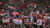 Gairah menonton pertandingan AC Milan di San Siro kembali meningkat. (AFP / ALBERTO PIZZOLI)