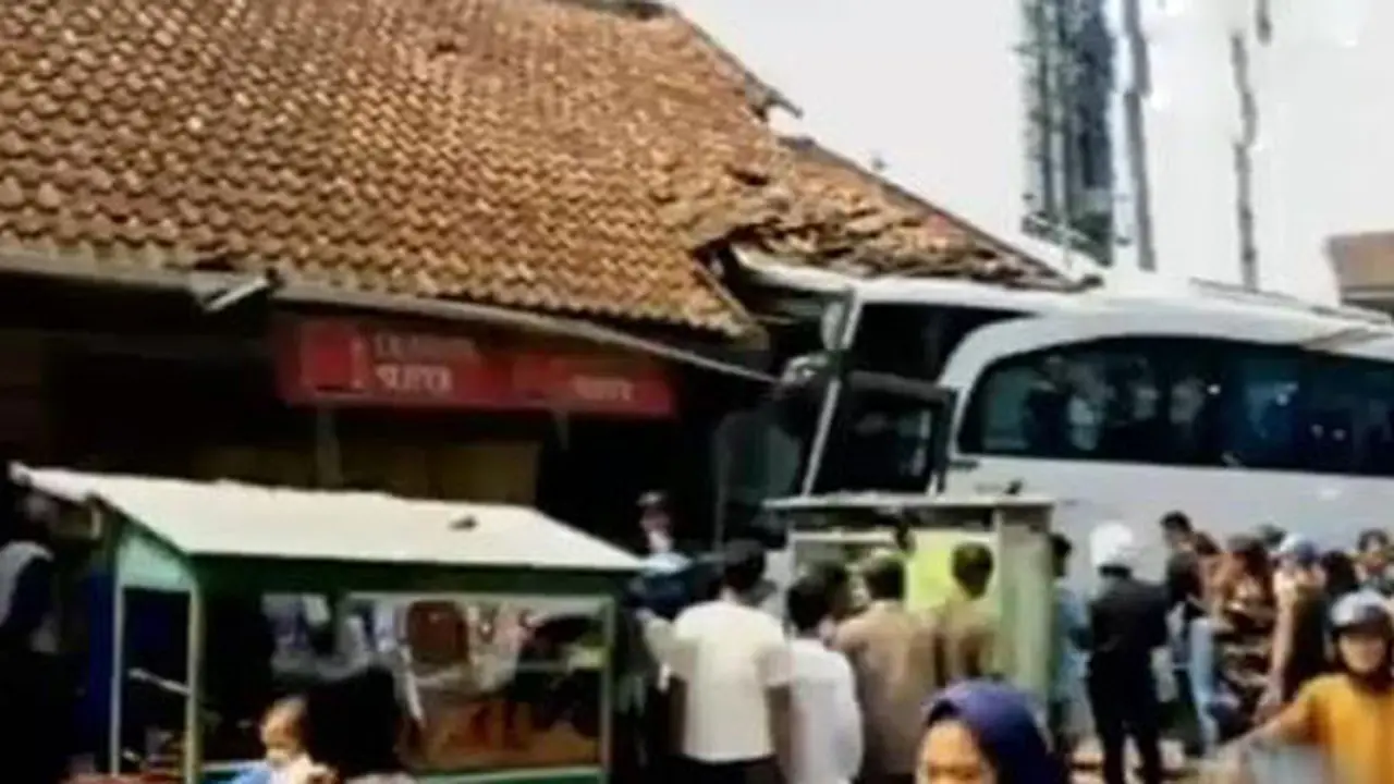 Kecelakaan Bus