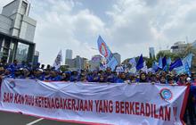 Tolak Pesangon Murah dan Outsourcing, Buruh Siap Demo di 38 Provinsi