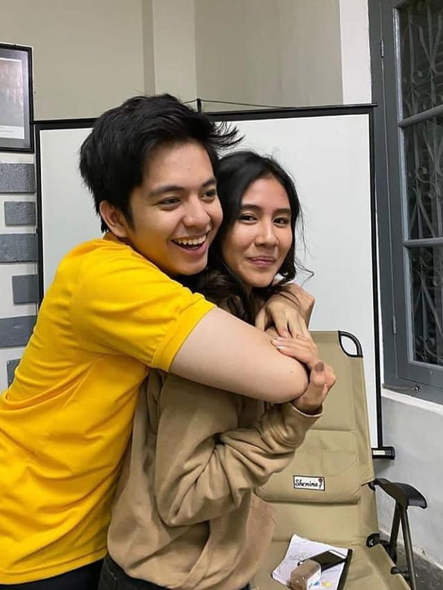 Dikabarkan Dekat, Ini 7 Potret Kebersamaan Angga Yunanda dan Shenina Cinnamon
