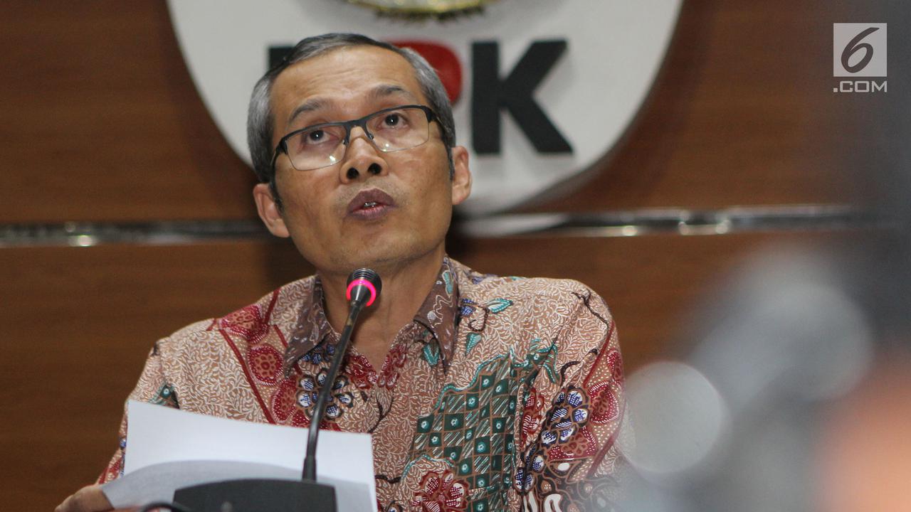 Tetapkan Bupati Cirebon Tersangka, KPK Tunjukkan Barang Bukti Gepokan Uang
