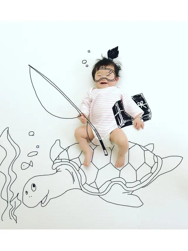 Kreatif Abis, Bapak Ini Sketsa Foto Anak Jadi Bentuk Anime