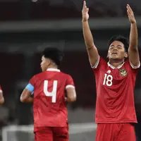 Profil Toni Firmansyah: Gelandang Tangguh Asal Surabaya, Pernah Jebol Gawang India Lewat Free Kick