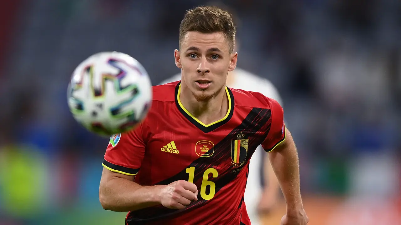 Foto: 5 Pemain Belgia yang Hasilkan Cuan Tinggi saat Dijual Chelsea, Eden Hazard Hasilkan Keuntungan Tertinggi