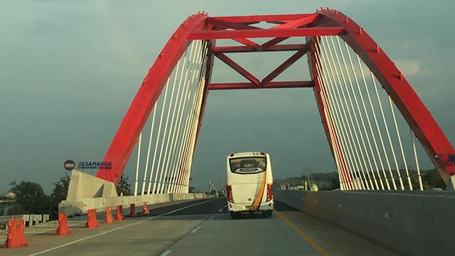 Jembatan Kalikuto. (Bola.com/Erwin Fitriansyah)