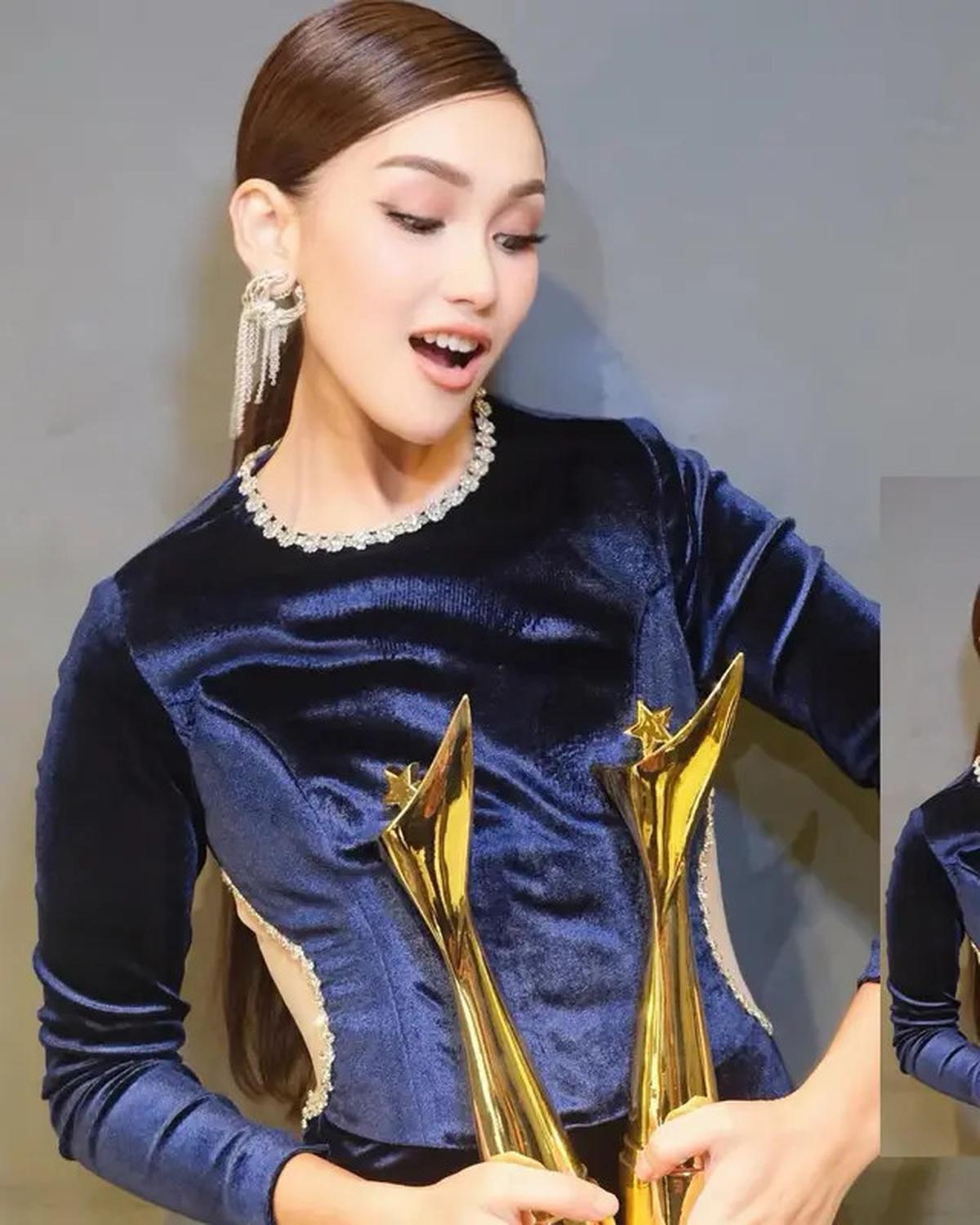 9 Model Anting ala Ayu Ting Ting yang Bikin Penampilan Spektakuler