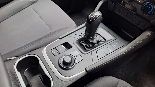Kencan Singkat dengan Isuzu MU-X Baru, Seberapa Tangguh SUV 4x4 Diesel Ini? (Arief A/Liputan6.com)