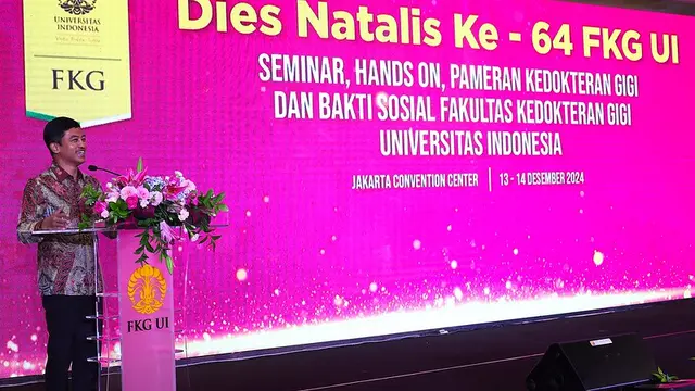 Wamenkes Dante Saksono Harbuwono sampaikan sambutan di acara Dies Natalis ke-64 FKG UI (Dok Kemenkes RI)