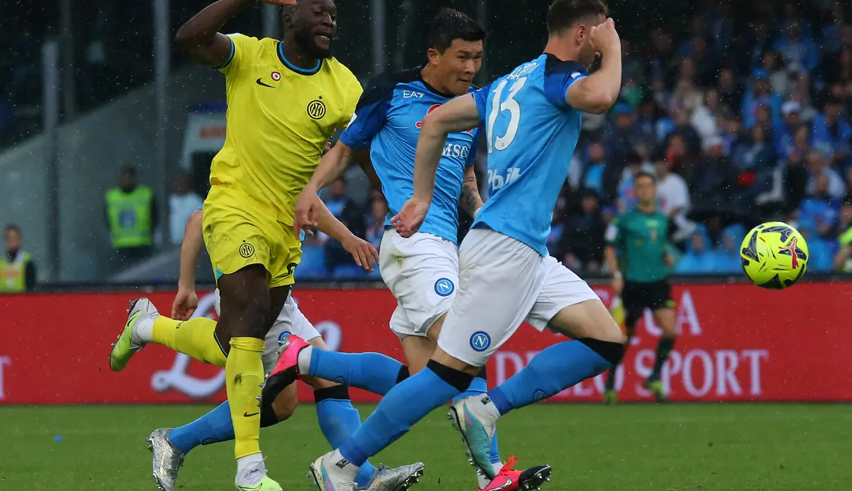 Hasil ini membuat Inter Milan tetap di posisi tiga klasemen Liga Italia Serie A dengan 66 poin. (Photo by CARLO HERMANN / AFP)