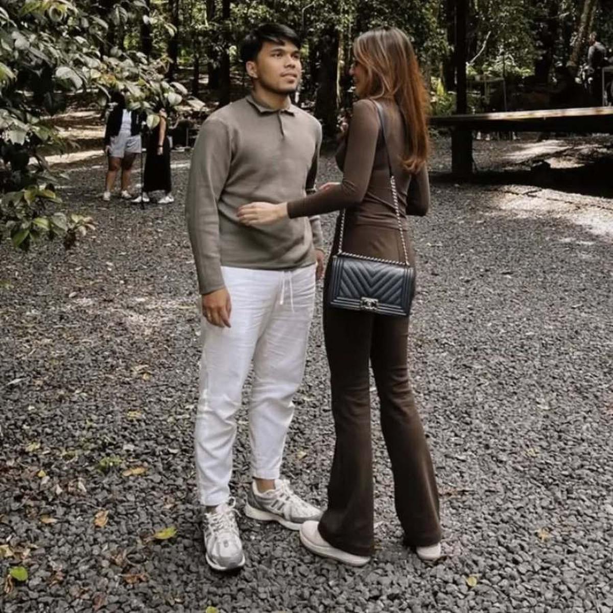Dunia Serasa Milik Berdua, 7 Potret Aaliyah Massaid dan Thariq Halilintar Liburan ke Bandung - Pamer Kemesraan Bak Sedang Honeymoon