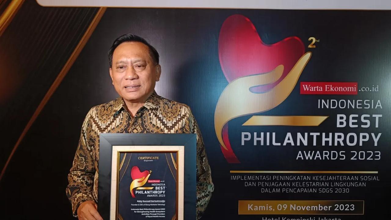 Di mata Imam, pendiri Yayasan Karya Alpha Omega itu merupakan orang yang rendah hati dan peduli. Bahkan, kepeduliannya tidak memandang golongan tertentu.