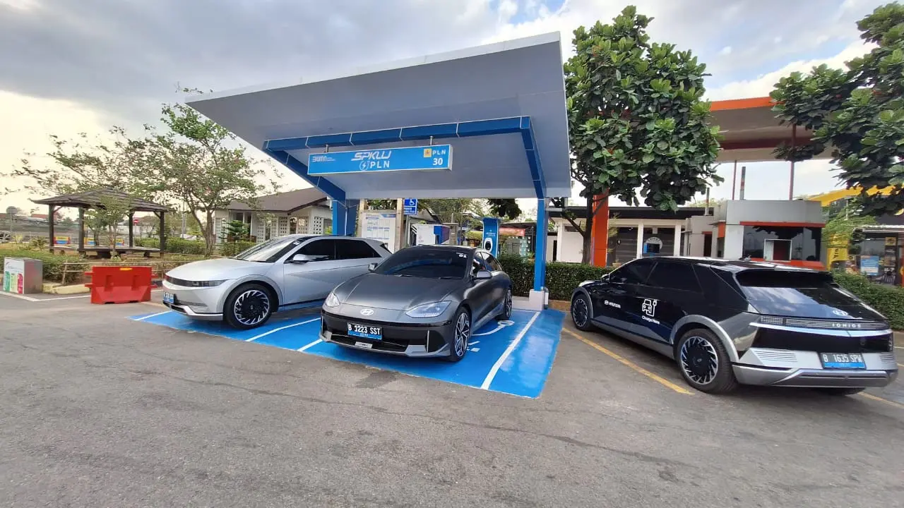 Hitung Biaya Isi Baterai Mobil Listrik Hyundai dari Jakarta ke Semarang (Arief A/Liputan6.com)