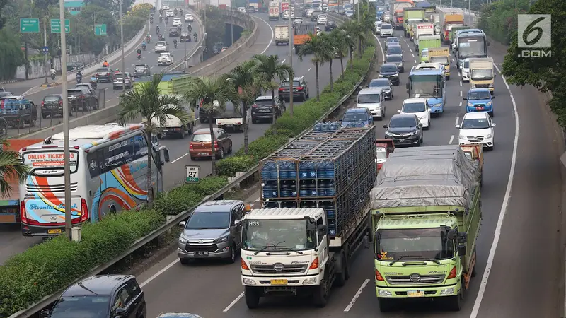 Pemprov DKI Jakarta Batasi Operasional Truk di Tol Lingkar Luar