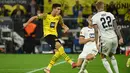 Giovanni Reyna. Gelandang serang Borussia Dortmund berusia 18 tahun ini memiliki nilai pasar mencapai 42 juta euro atau setara sekitar Rp.689 miliar. Musim ini ia telah bermain 5 laga bersama Borussia Dortmund di semua ajang kompetisi dengan torehan 2 gol dan 1 assist. (AFP/Ina Fassbender)