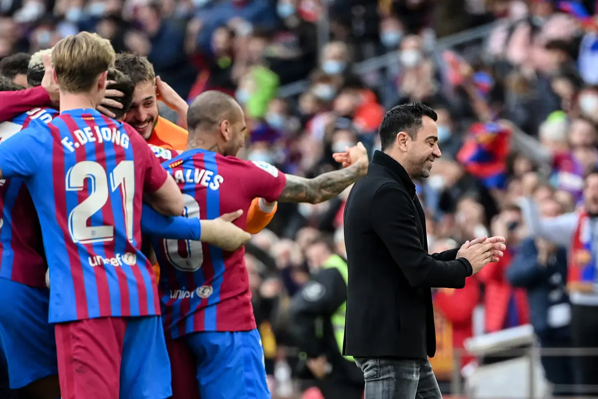 Pelatih Barcelona Xavi