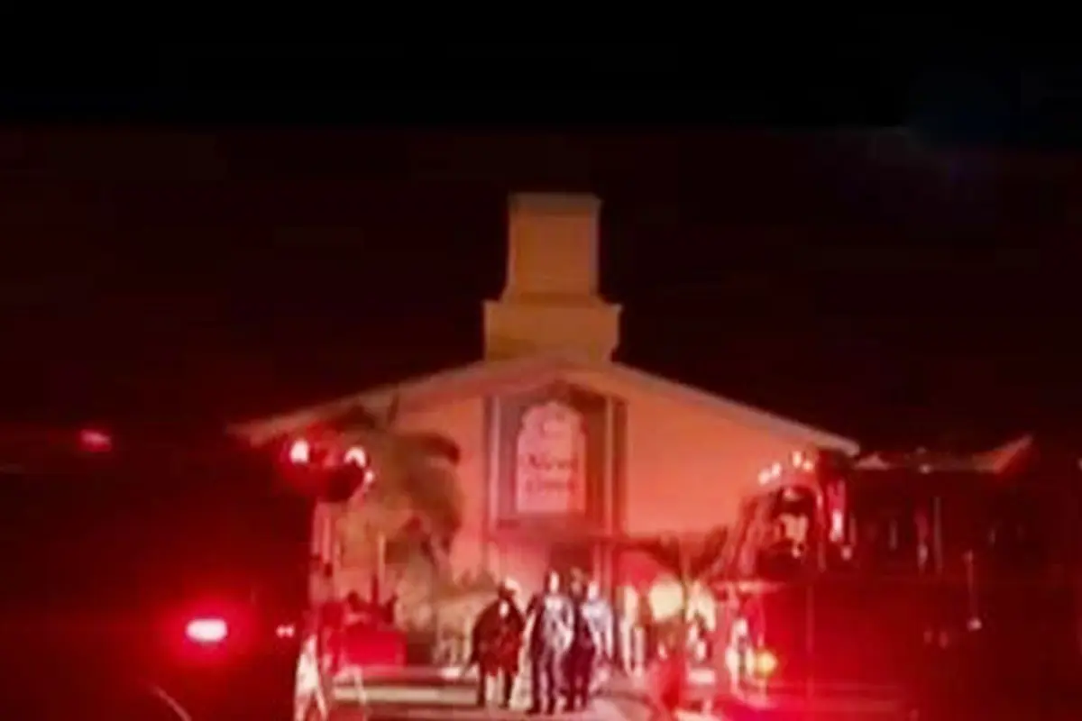 Masjid Dibakar di Florida