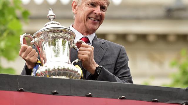 Arsene Wenger ( AFP PHOTO / LEON NEAL)