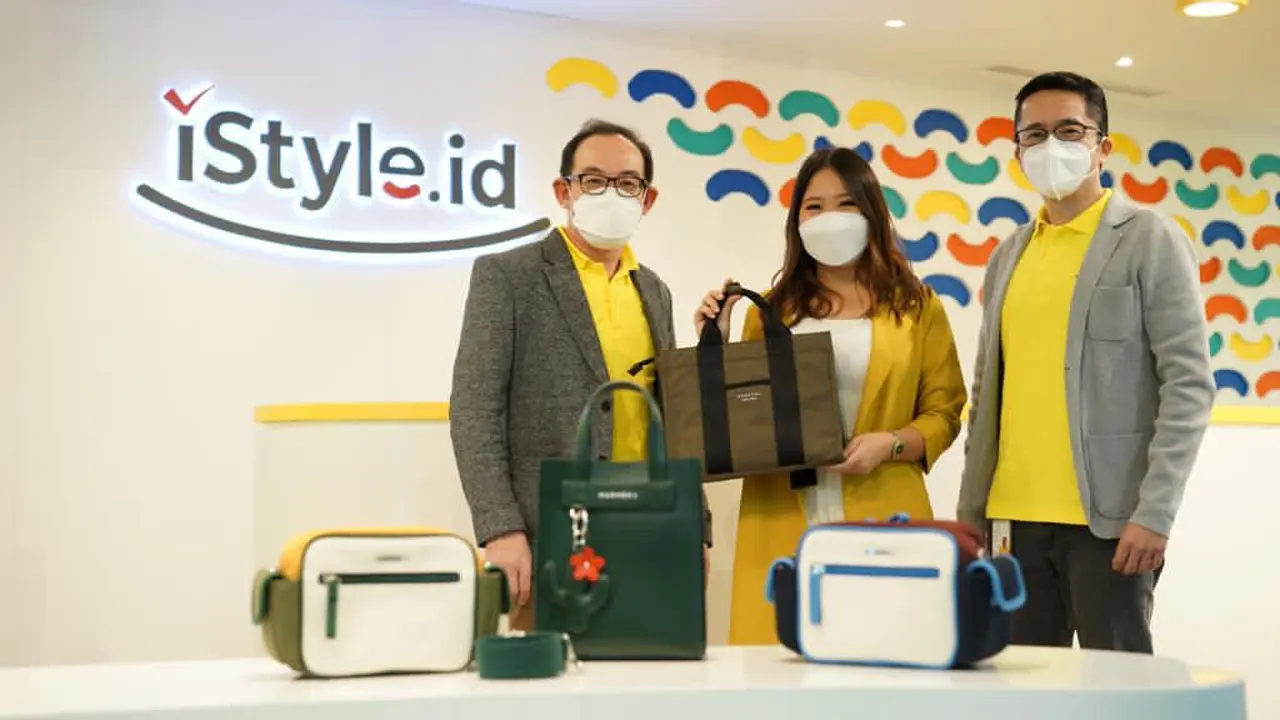 Kolaborasi dengan iStyle, Marhen.J Produksi Tas Vegan Edisi Terbatas Berbahan Kulit Apel