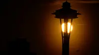 Nekat Lompat dari Menara Ikonik Seattle, Dua Pria Jadi Buronan