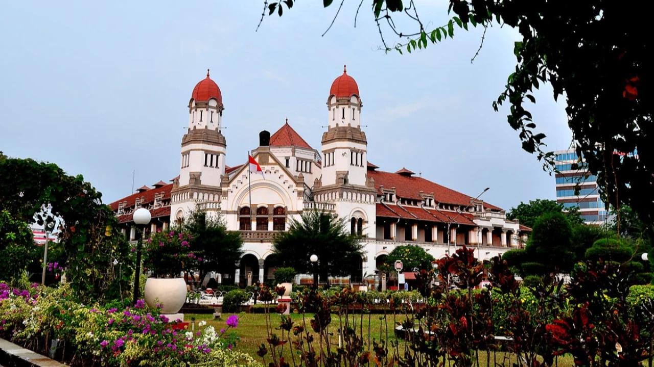 Kronologi Wisatawan Jatuh dari Lawang Sewu Semarang, Polisi Usut Dugaan Percobaan Bunuh Diri