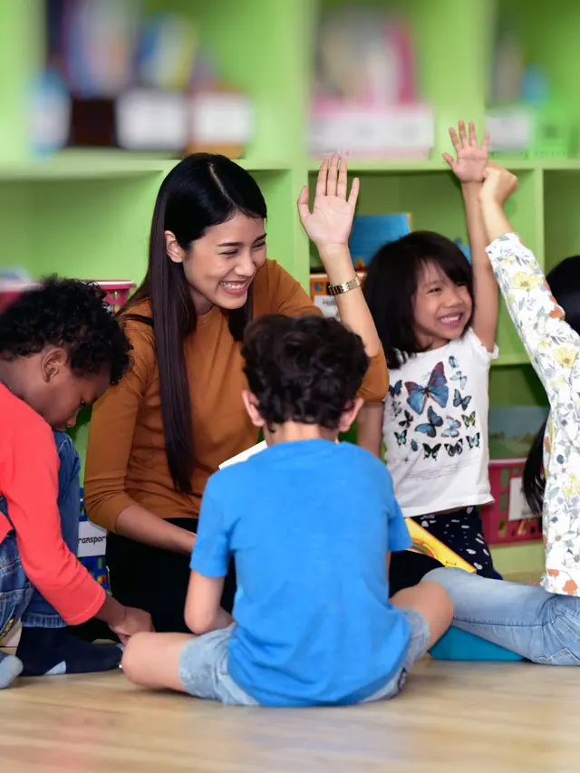 Mengajak anak berbuat amal dan kebaikan dapat mengoptimalkan kecerdasan spiritualnya