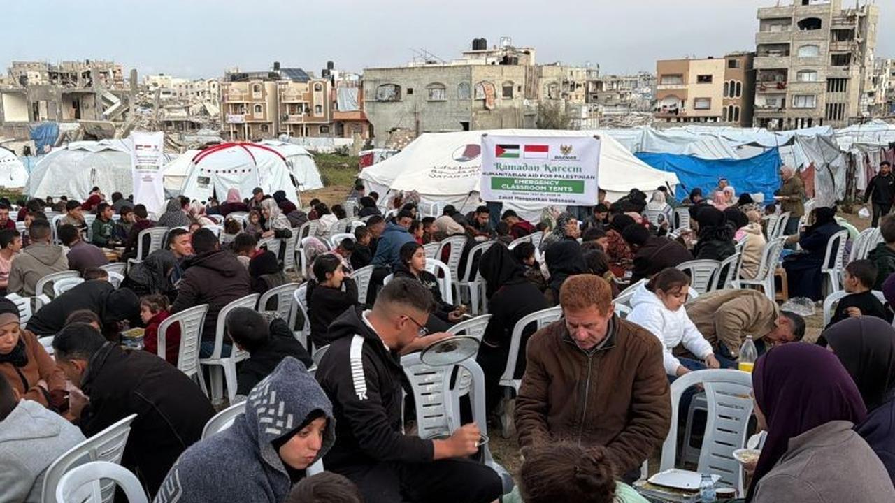 Baznas Salurkan 74 Ribu Porsi Bantuan Iftar ke Palestina, Hadirkan Kebaikan Ramadan
