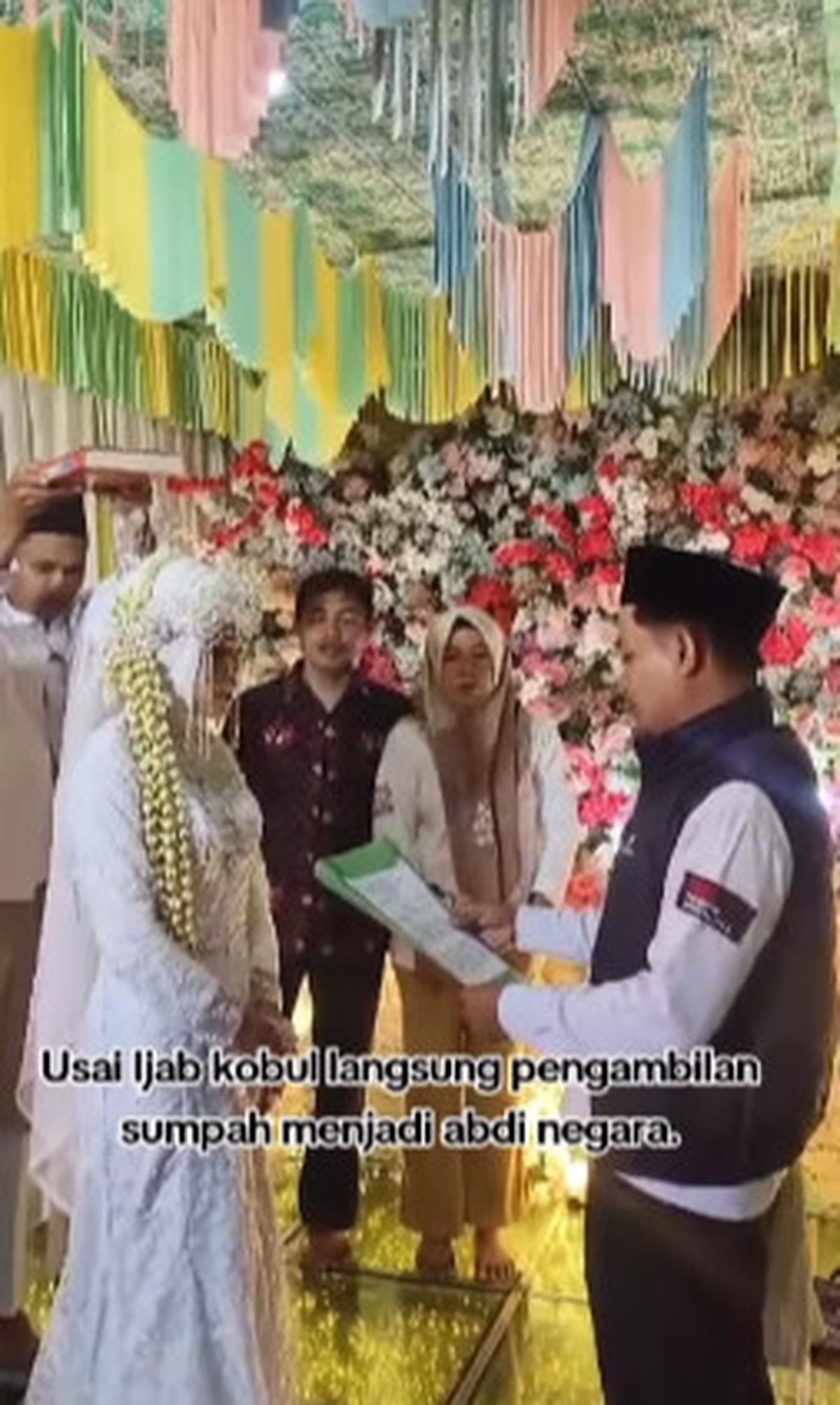 Uniknya Momen Pernikahan Ini