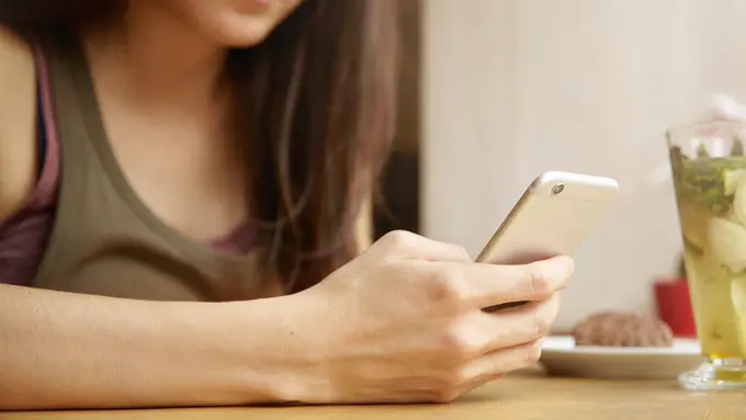 Mengirim Pesan Panjang Saat Chatting