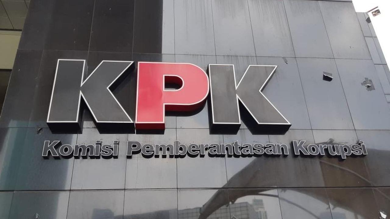 "Batas akhir jadwal pendaftaran untuk capim dan Dewas KPK adalah 15 Juli," kata Arif.<br>