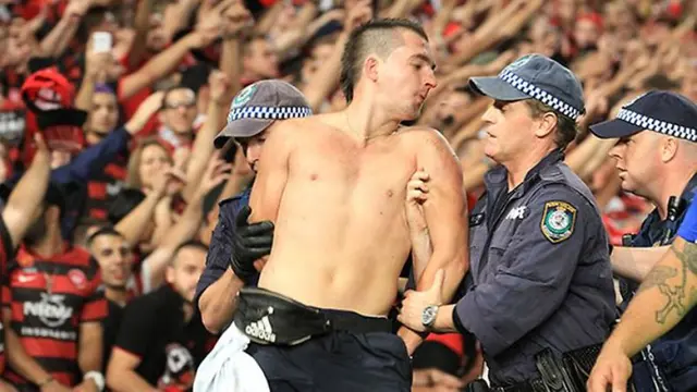 Ini Dia 5 Penyebab Rivalitas Panas MU &amp; Liverpool