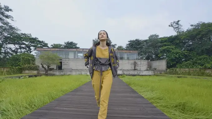 Moda Botanica, Representasi Fashion Ecoprint yang Menawan Kolaborasi Asia Pacific Rayon x IDEI