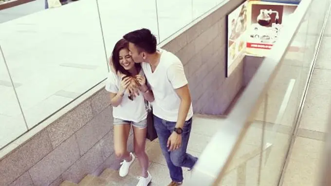 [Bintang] Agnes Monica dan Wijaya Saputra