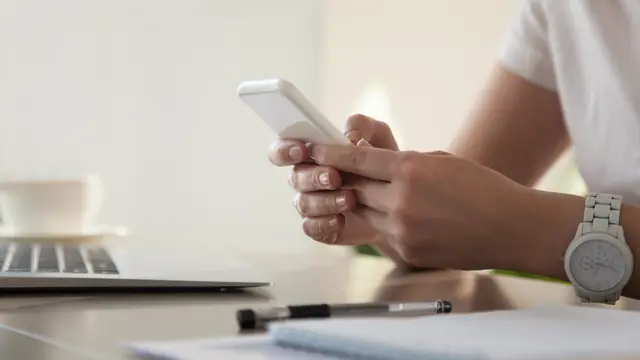 Tidak Membalas Pesan