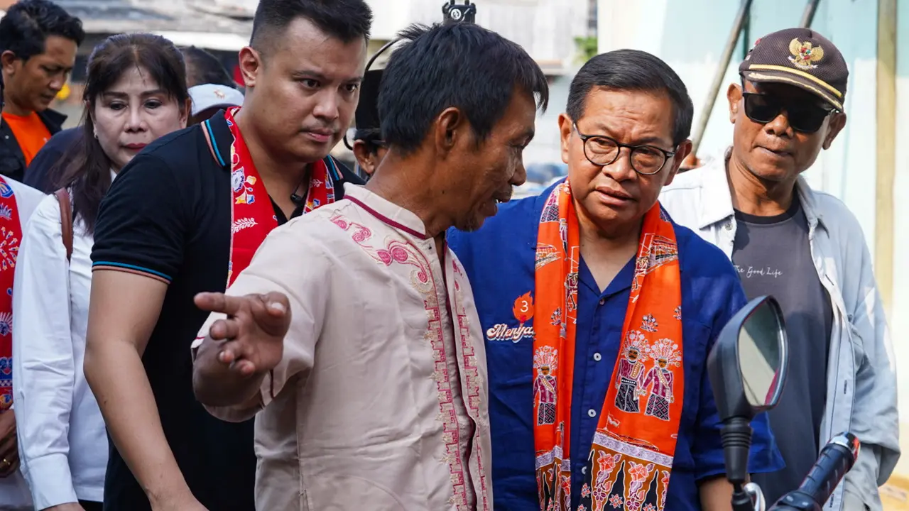 Cagub Jakarta nomor urut 3 Pramono Anung mencanangkan program sarapan gratis yang diperuntukkan bagi siswa di Jakarta dan diakuinya senada dengan pemerintahan Prabowo Subianto.