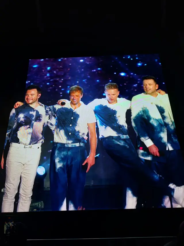 Westlife gelar konser di Surabaya