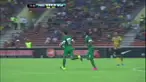 Petasan yang dilempar ke lapangan oleh oknum suporter Malaysia menghentikan laga kualifikasi Piala Dunia 2018 antara Malaysia vs Arab Saudi di Stadion Shah Alam, Kuala Lumpur.