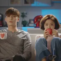 Park Seo Joon dan Hwang Jung Eum di drama She was Pretty. Foto: via kpopfighting.com